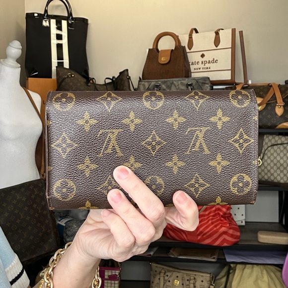 Vintage Louis Vuitton Monogram Long Wallet | Made in France | Date Code TH0939 - Picture 5 of 15